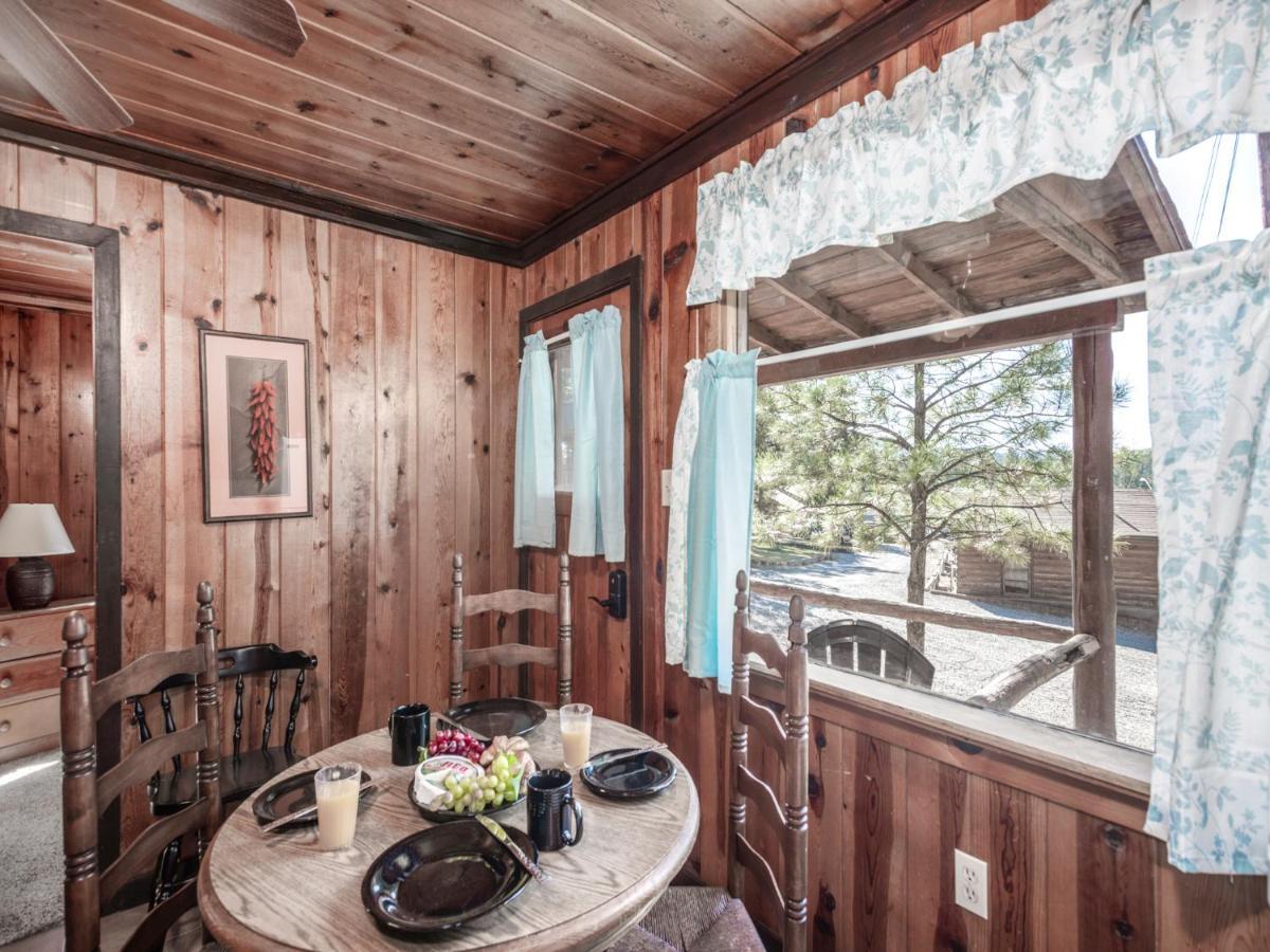 Tiny Two, 2 Bedrooms, Midtown, Sleeps 4 Ruidoso Exterior foto